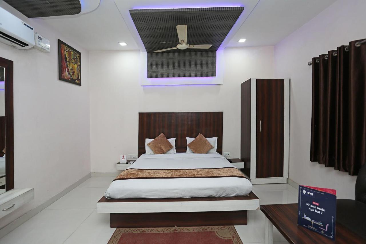 Oyo 3202 Hotel Gayatri Residency Agra  Luaran gambar