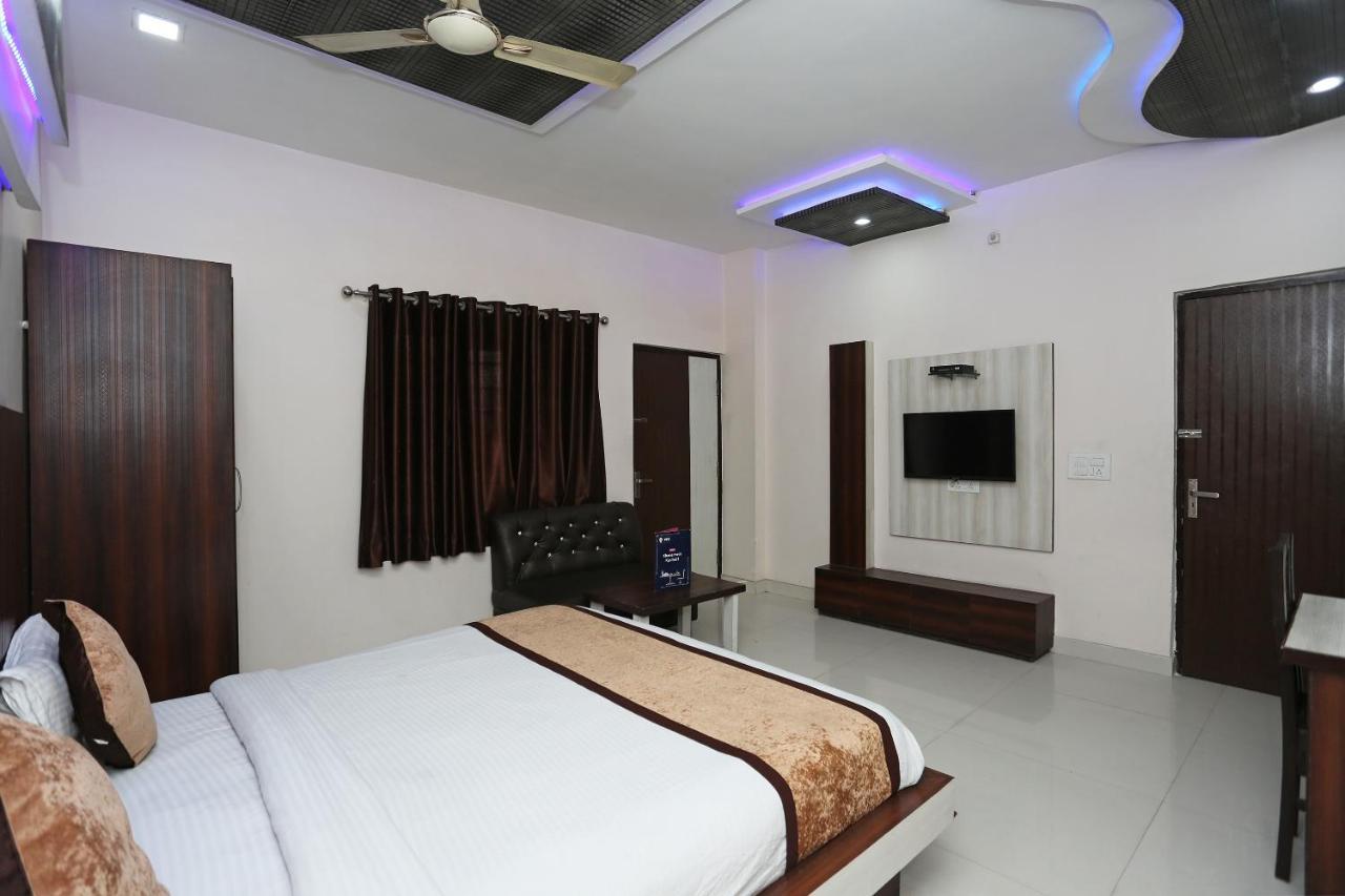 Oyo 3202 Hotel Gayatri Residency Agra  Luaran gambar