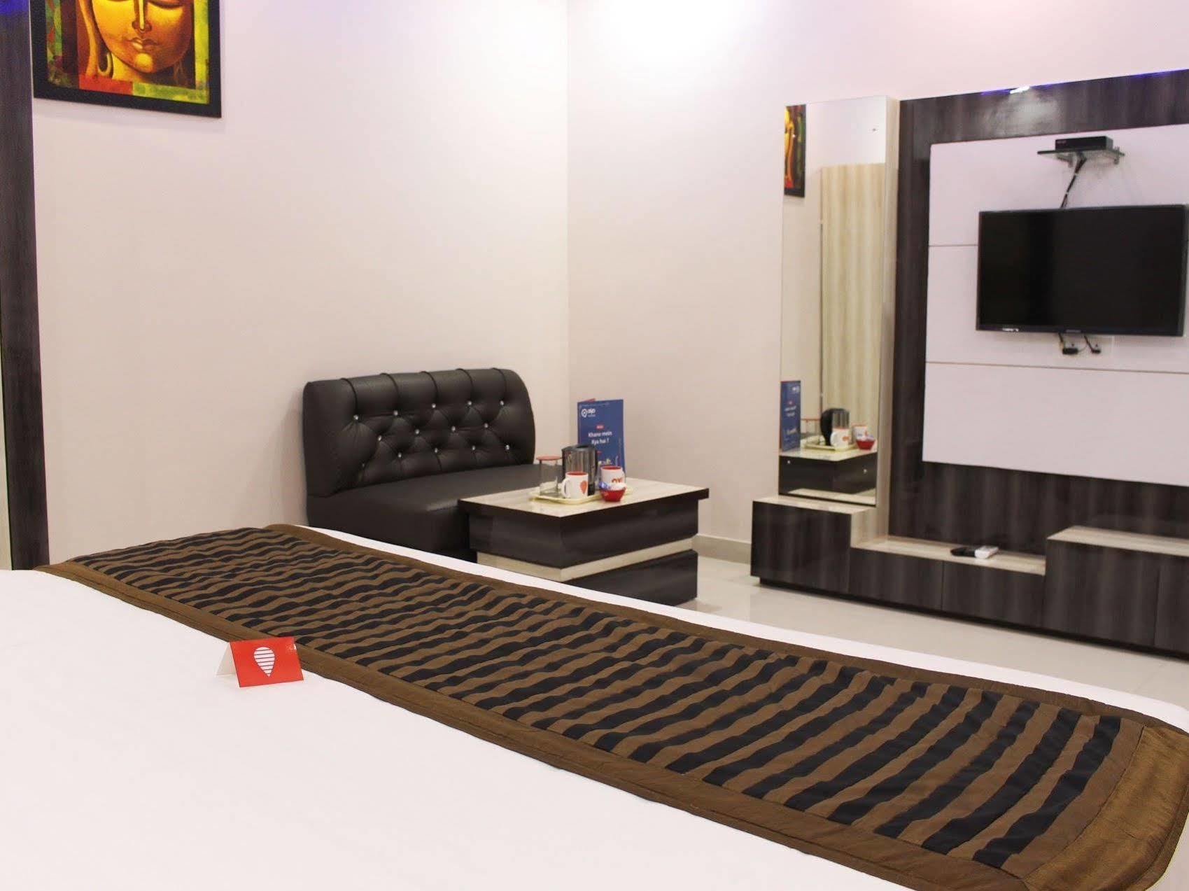 Oyo 3202 Hotel Gayatri Residency Agra  Luaran gambar